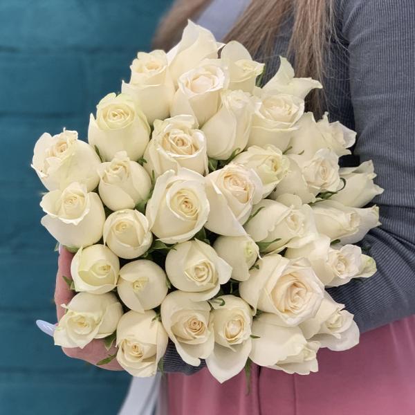 35 белых роз “Дыхание нежности“
