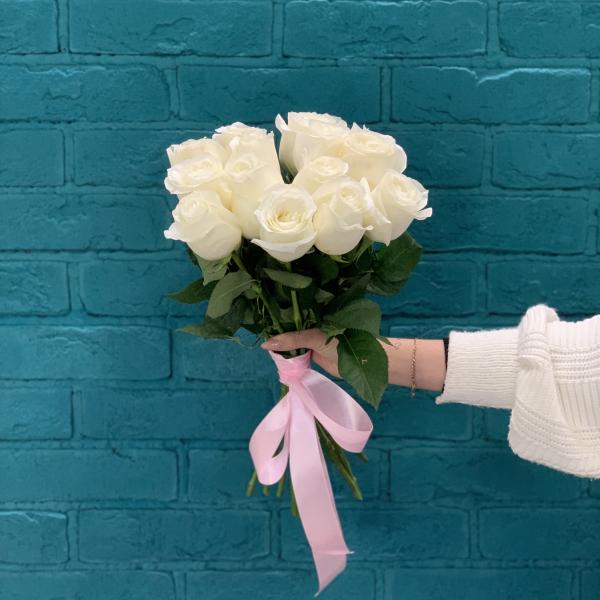15 белых роз "Белый снег"