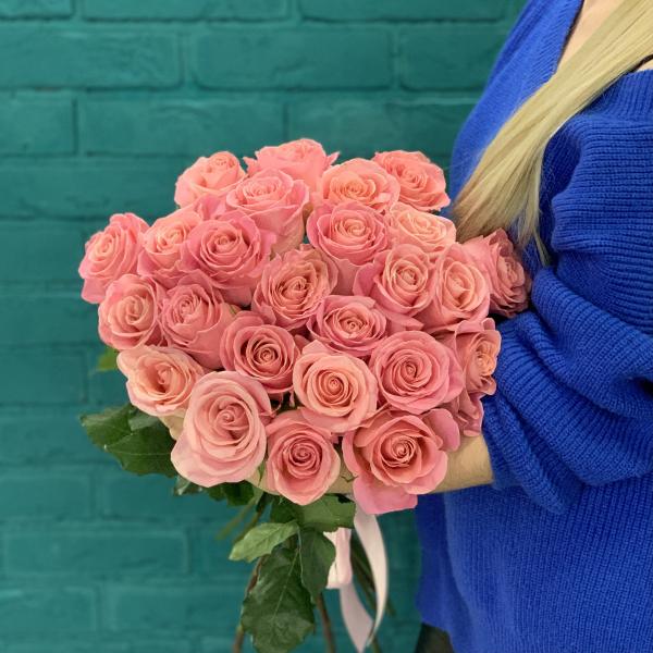 25 розовых роз "Розовый пудинг"