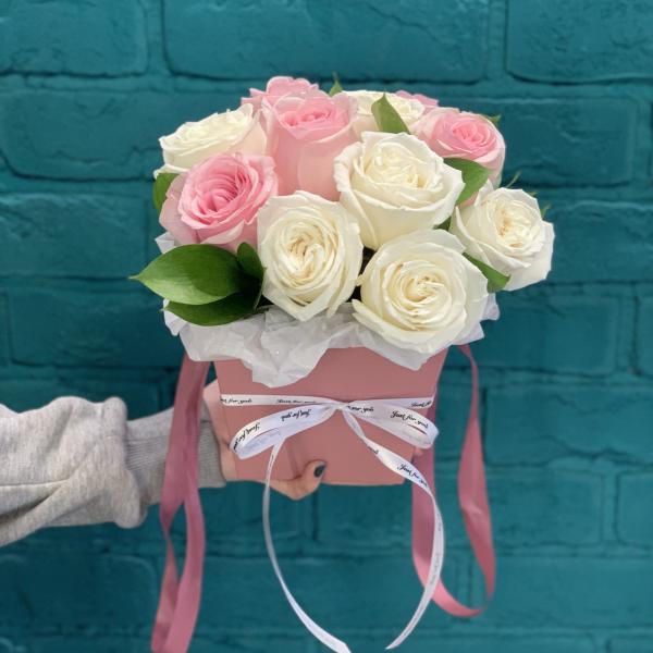 11 роз "Пудровая слабость"