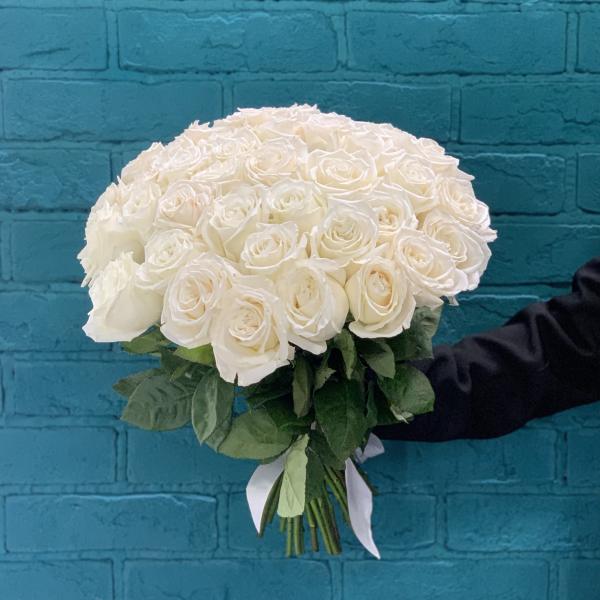 39 белых роз "Белый вальс" 