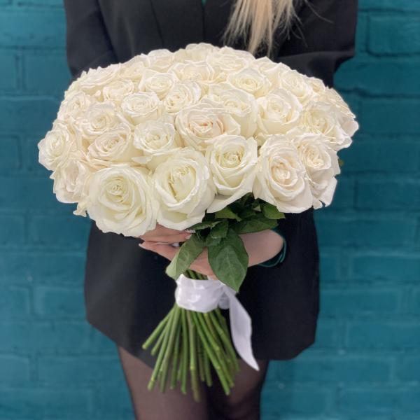 39 белых роз "Белый вальс" 