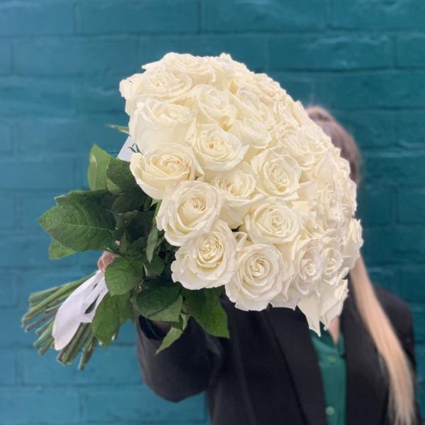 39 белых роз "Белый вальс" 