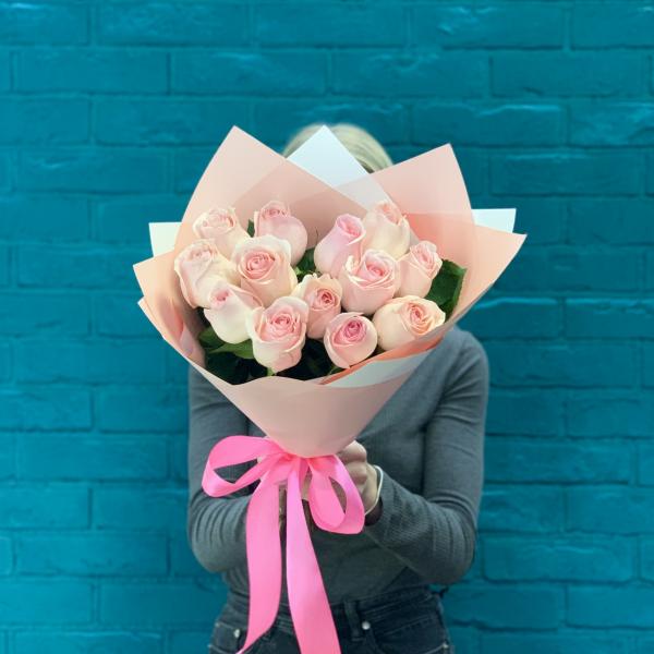 13 розовых роз "Блаженство"