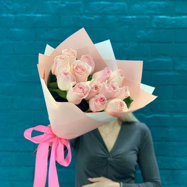 13 розовых роз "Блаженство"