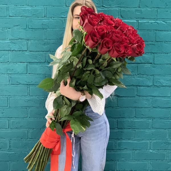 37 красных роз 80см "Возвышенная любовь" 