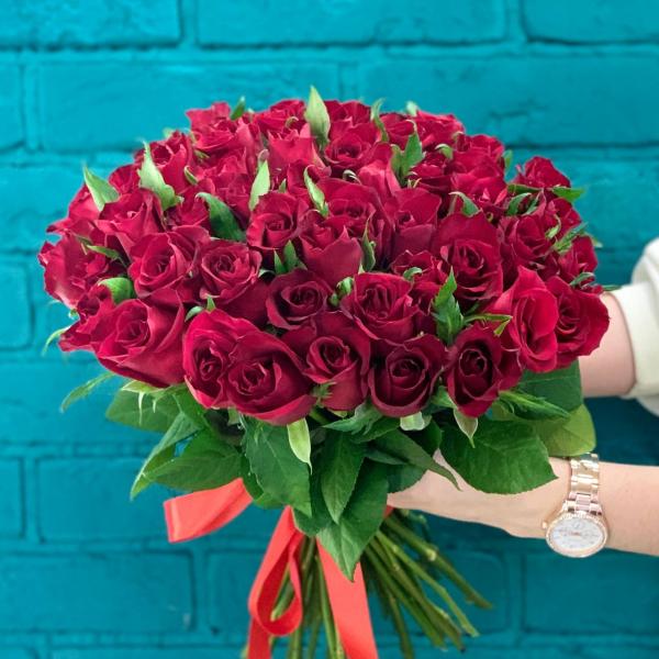 51 красная роза "Вера"