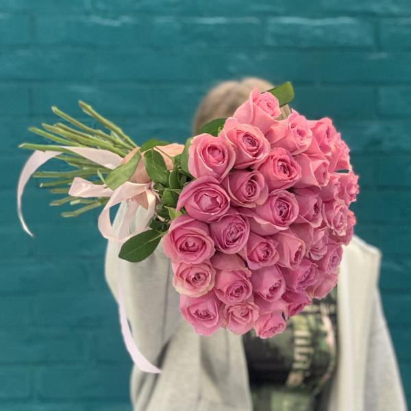 33 розовых роз "Ванильная сладость"