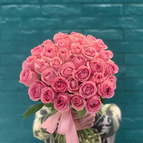 35 розовых роз "Зефирка"