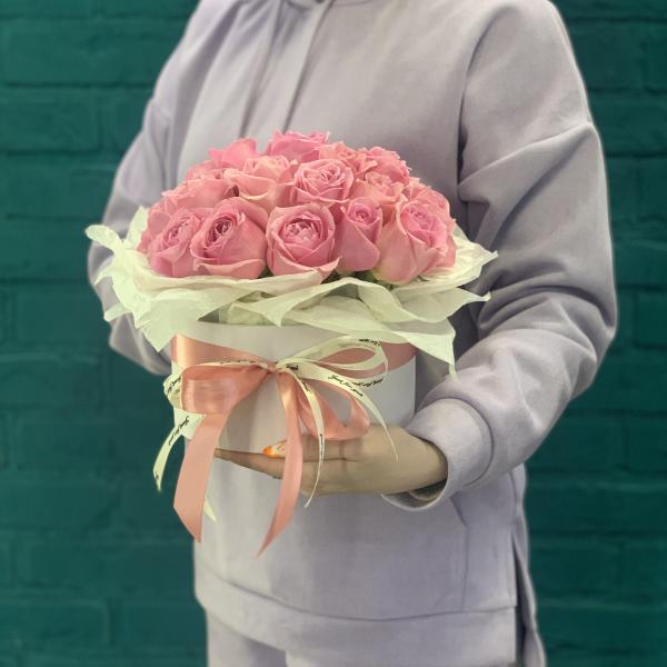  25 розовых  роз "Клубничный коктейль"  