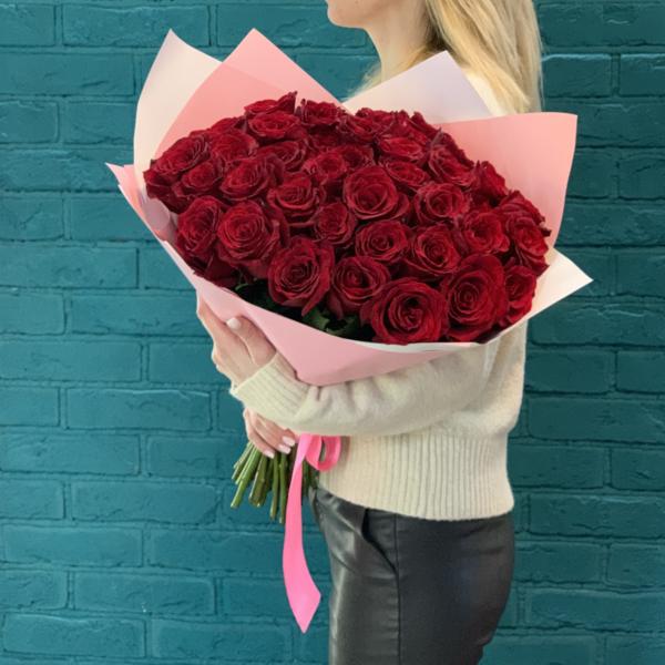 45 красных роз "Огненный поцелуй"