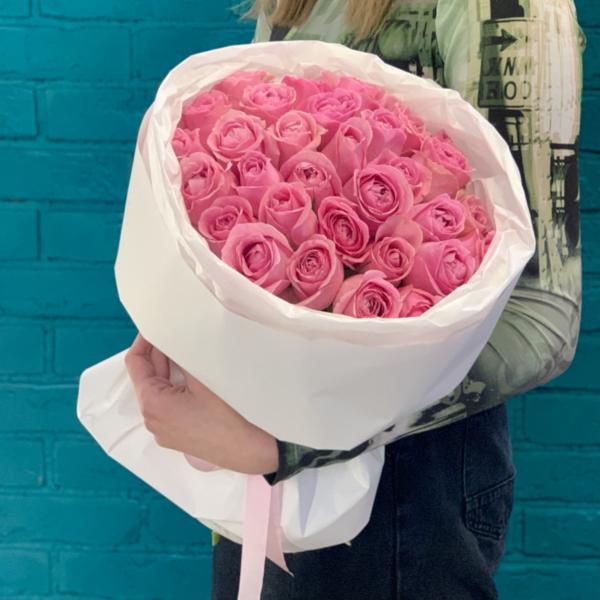 33 розовые розы "Грёзы"