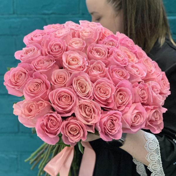 41  розовая роза “Джуси“