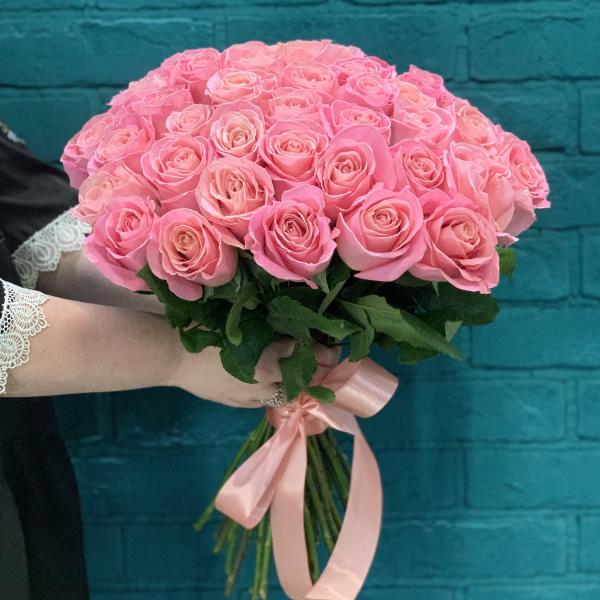 41  розовая роза “Джуси“